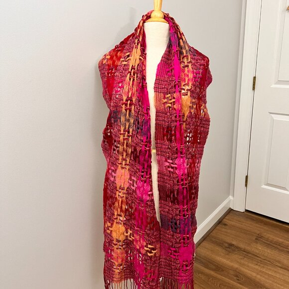 Suantrai of Ireland Open Weave Wool Scarf Pink and Orange - Picture 9 of 12